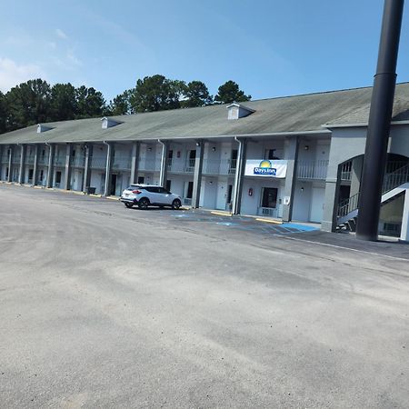 Days Inn By Wyndham Hardeeville Near Hilton Head Exterior foto