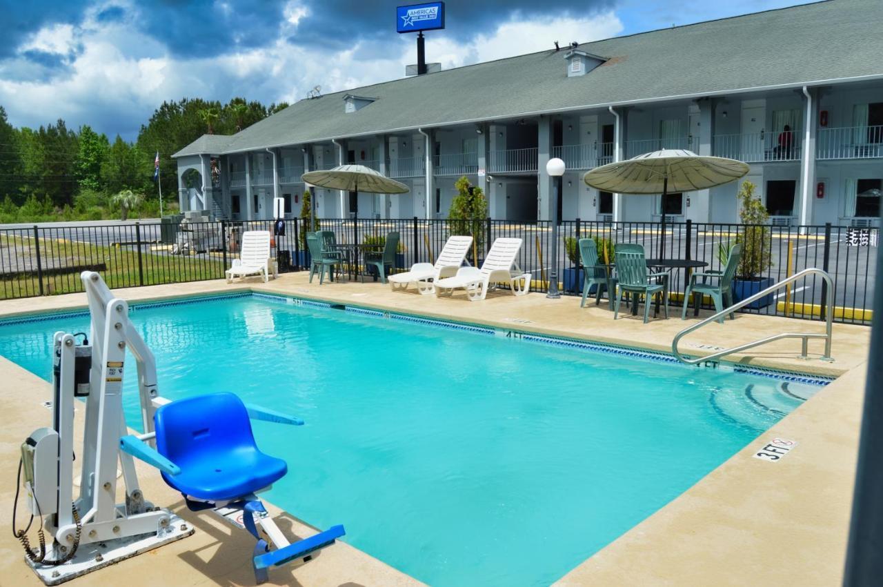 Days Inn By Wyndham Hardeeville Near Hilton Head Exterior foto