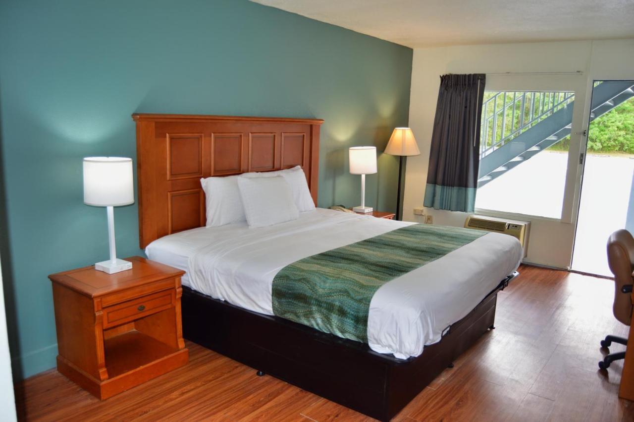Days Inn By Wyndham Hardeeville Near Hilton Head Exterior foto
