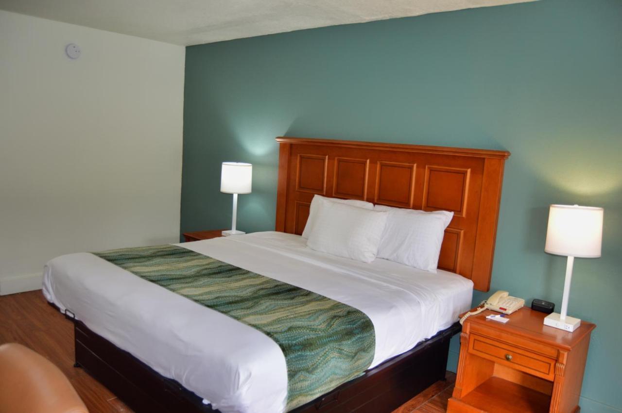 Days Inn By Wyndham Hardeeville Near Hilton Head Exterior foto