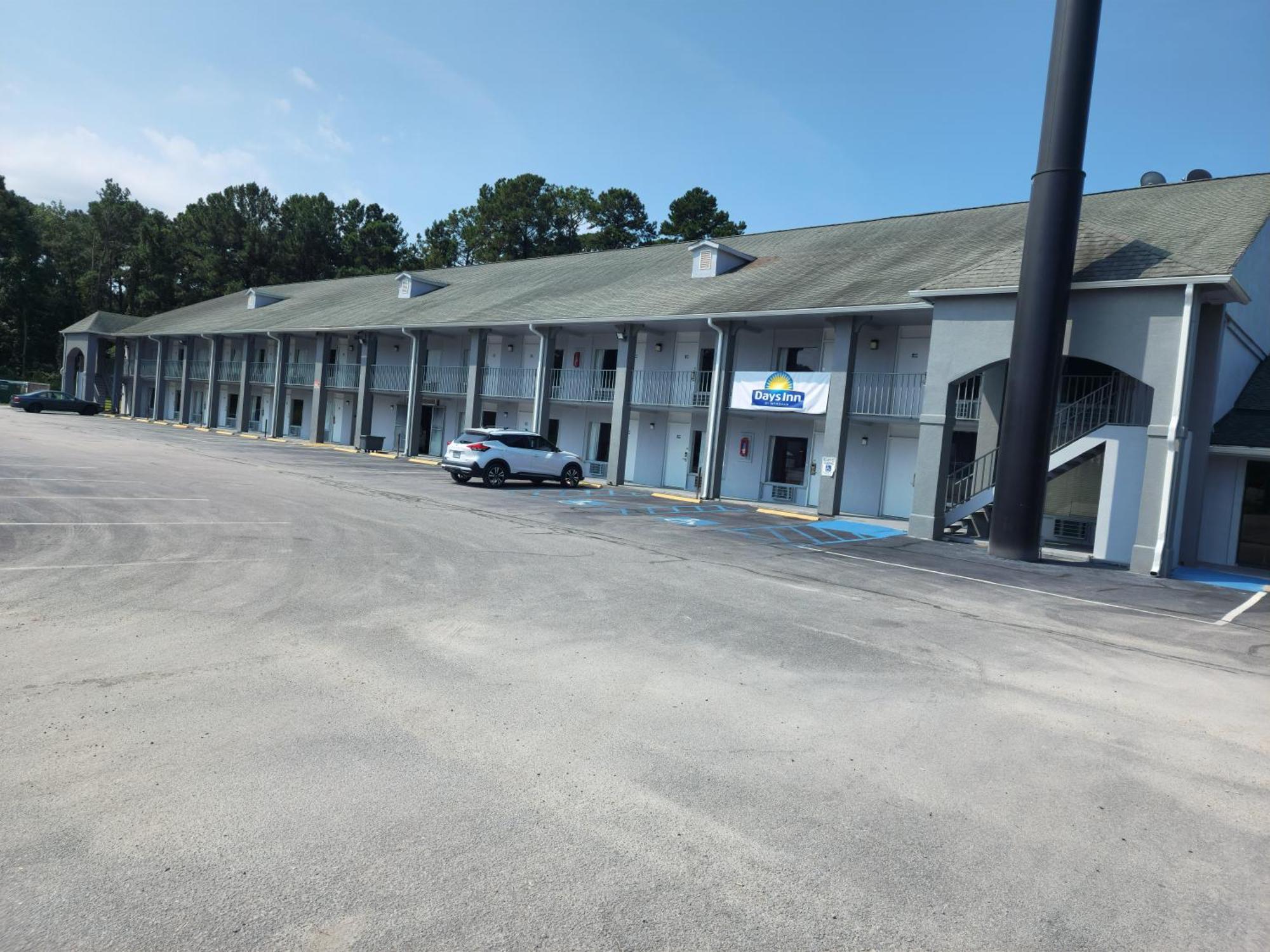 Days Inn By Wyndham Hardeeville Near Hilton Head Exterior foto