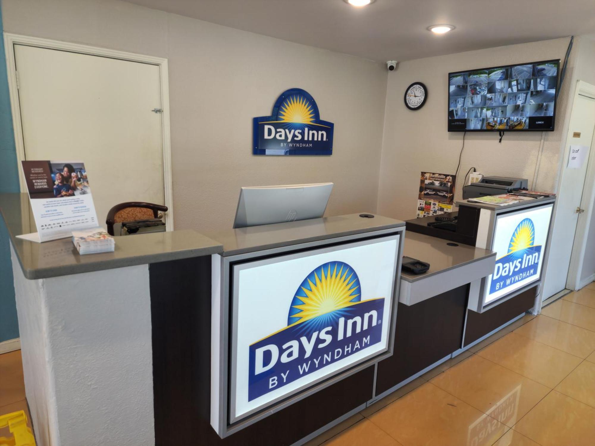 Days Inn By Wyndham Hardeeville Near Hilton Head Exterior foto