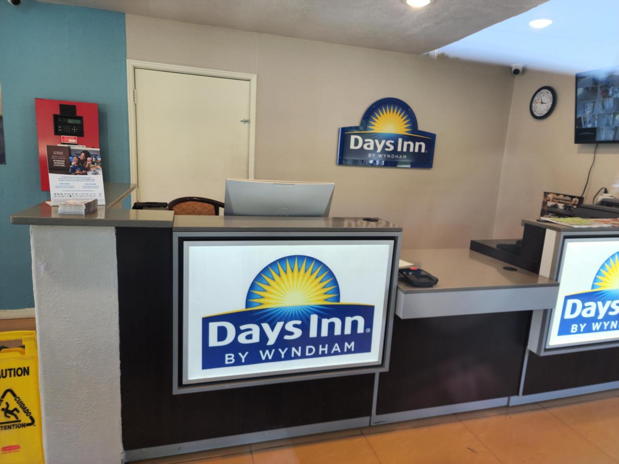 Days Inn By Wyndham Hardeeville Near Hilton Head Exterior foto