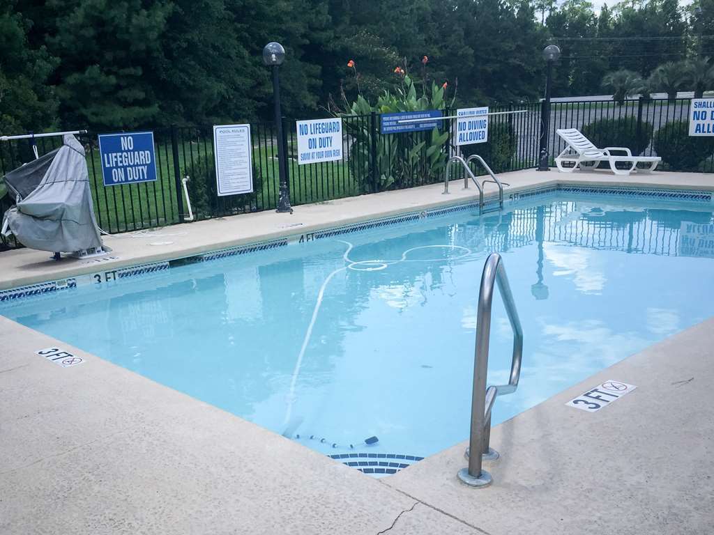 Days Inn By Wyndham Hardeeville Near Hilton Head Facilidades foto